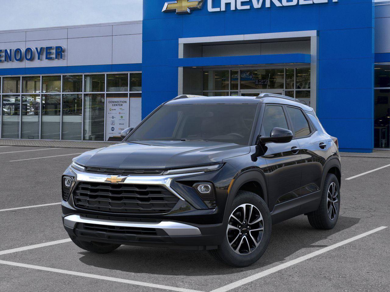 2025 Chevrolet Trailblazer LT photo 2