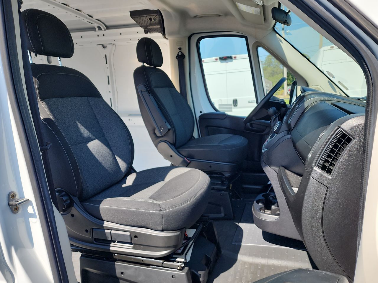 2014 Ram ProMaster 1500 photo 19