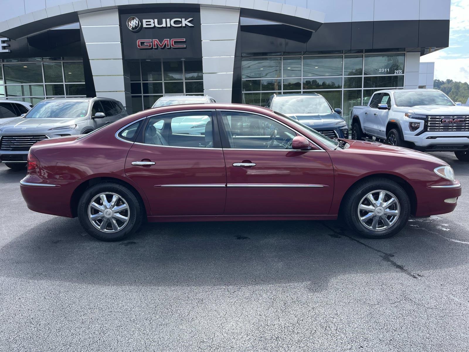 2005 Buick LaCrosse CXL photo 3