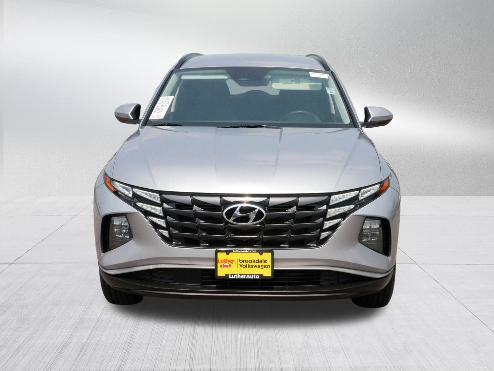 Used 2022 Hyundai Tucson SEL with VIN 5NMJBCAEXNH030723 for sale in Brooklyn Center, Minnesota
