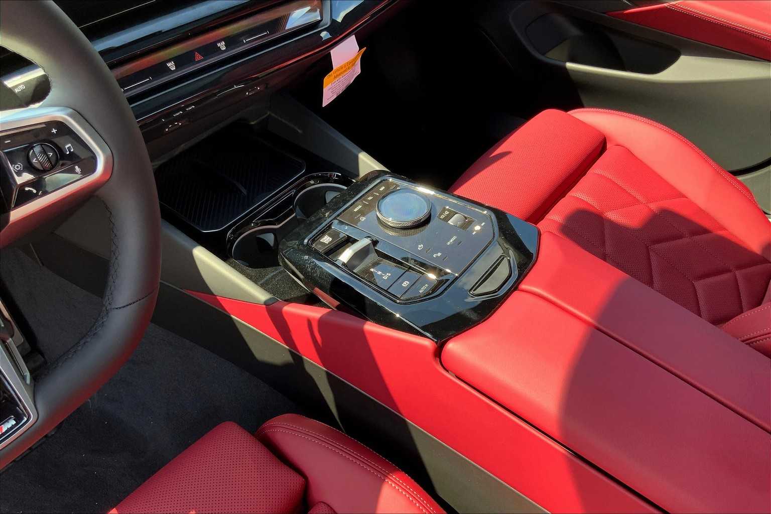 2026 Bmw 550e xDrive photo 7