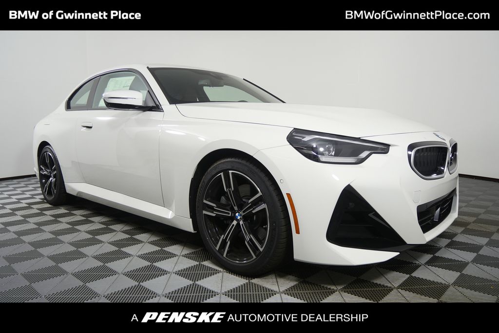 2025 BMW 2 Series 230i's photo