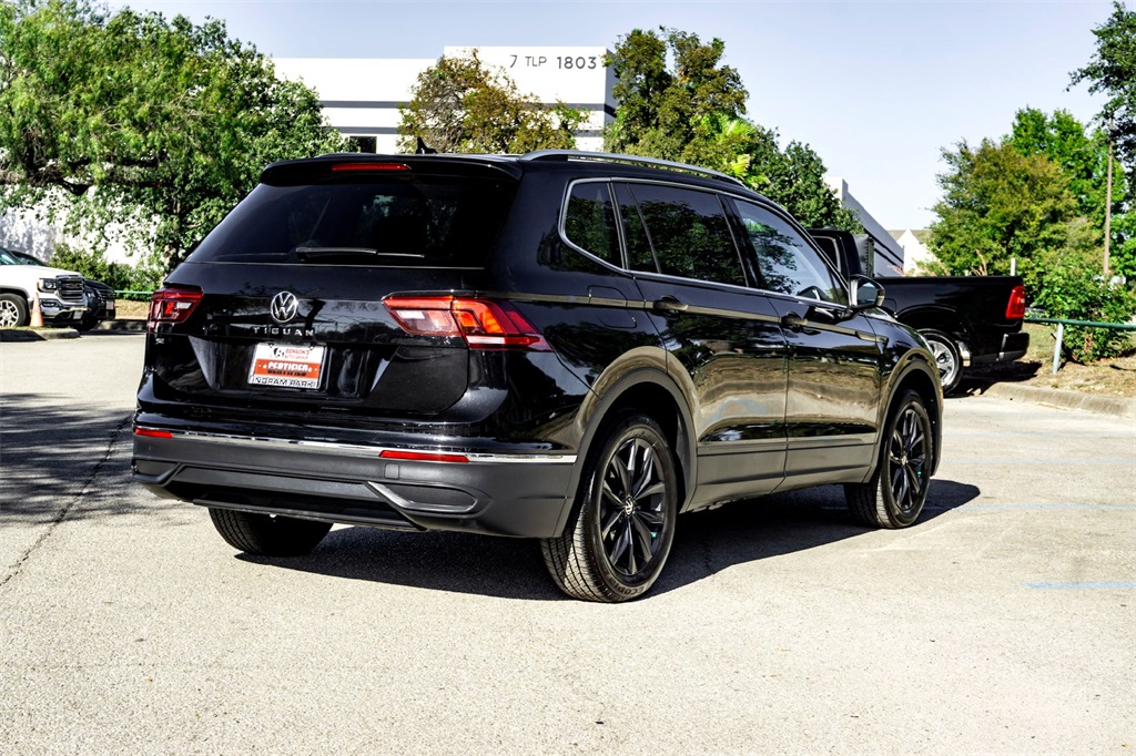 2024 Volkswagen Tiguan SE Wolfsburg Edition photo 4