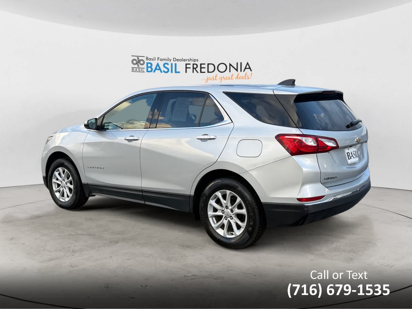 2019 Chevrolet Equinox LT photo 3