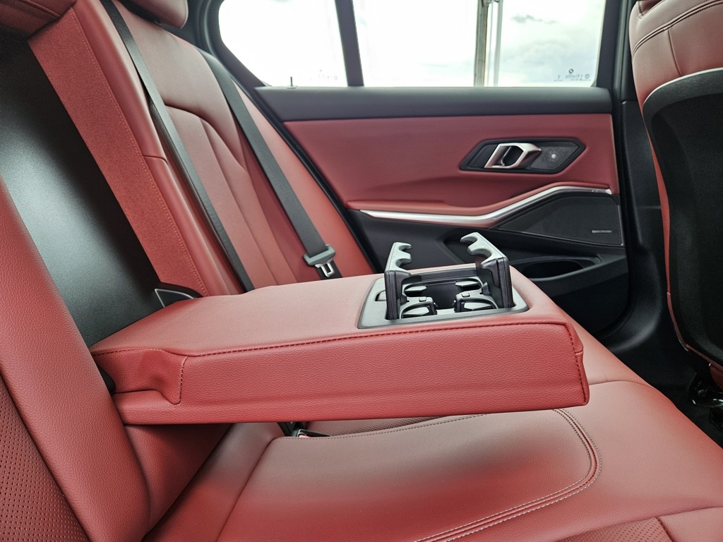 2025 Bmw 330i xDrive photo 21