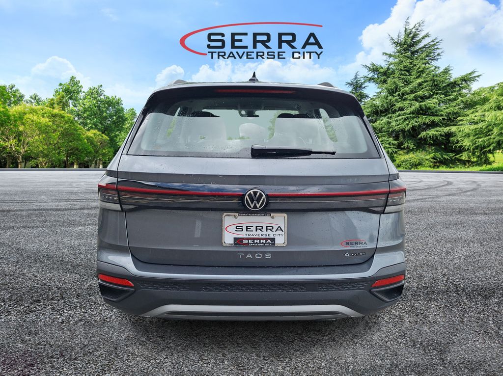 2025 Volkswagen Taos S photo 4