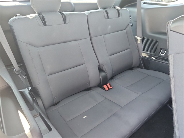 2025 Ford Explorer photo 17