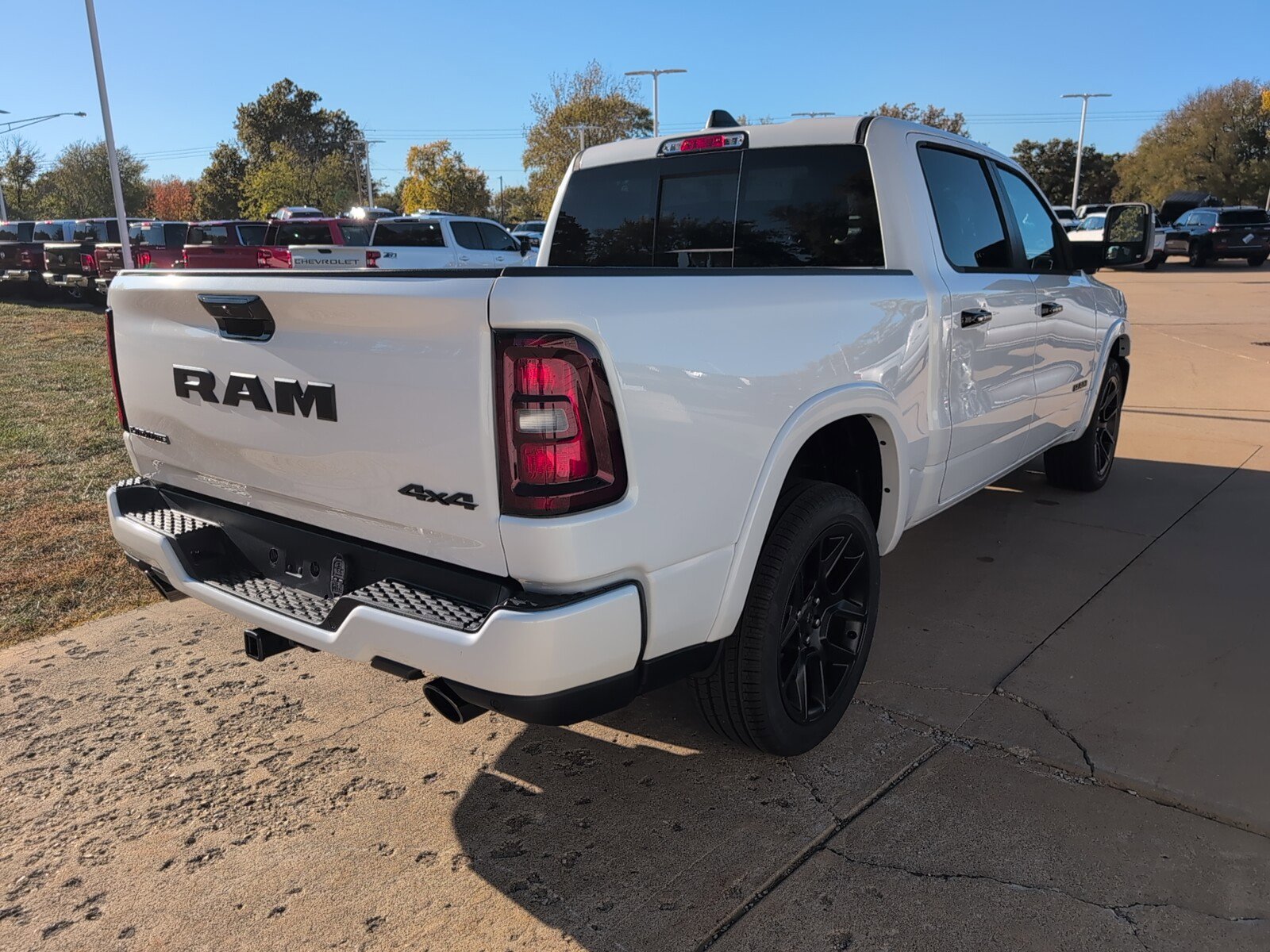 2025 Ram 1500 Laramie photo 2