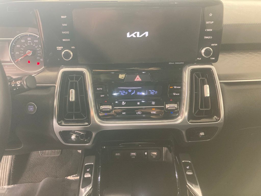 Used 2022 Kia Sorento SX with VIN 5XYRK4LF0NG144674 for sale in Elk River, Minnesota