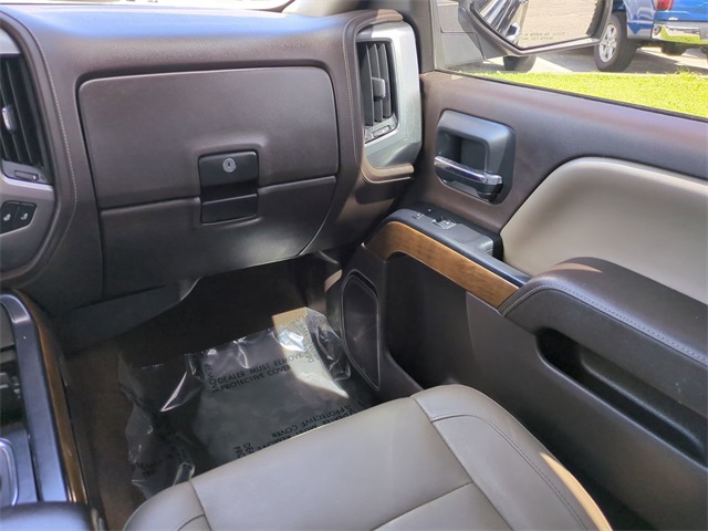 2015 Chevrolet Silverado 1500 LTZ photo 16
