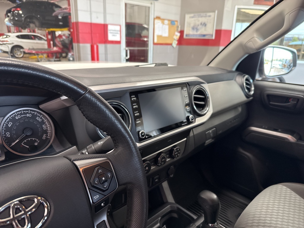 2023 Toyota Tacoma SR5 photo 12