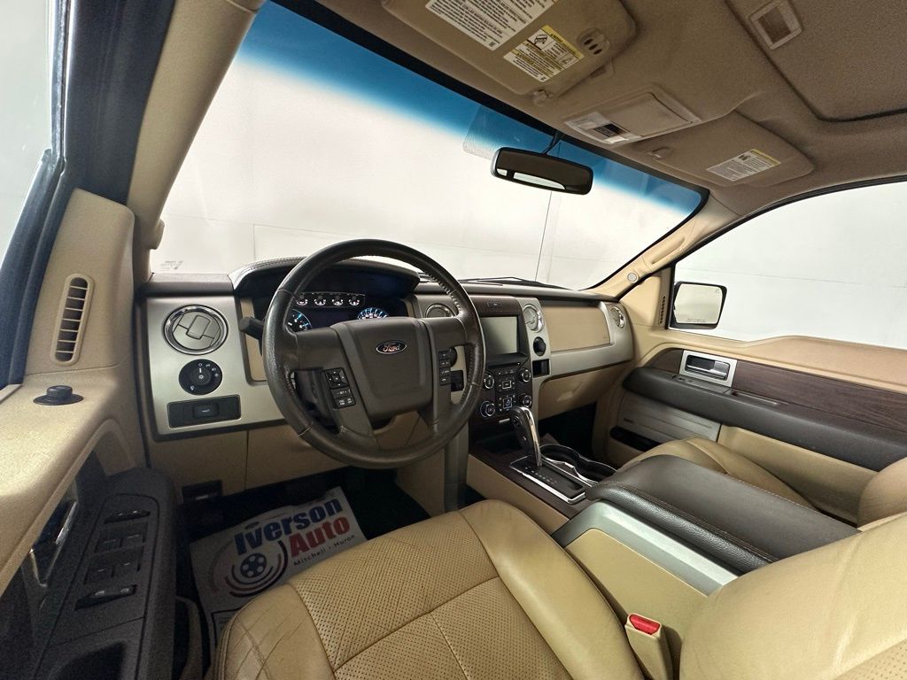 2013 Ford F-150 Lariat photo 19