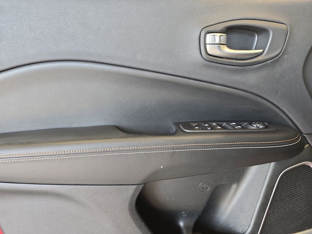 2018 Jeep Compass North Edition Latitude photo 26