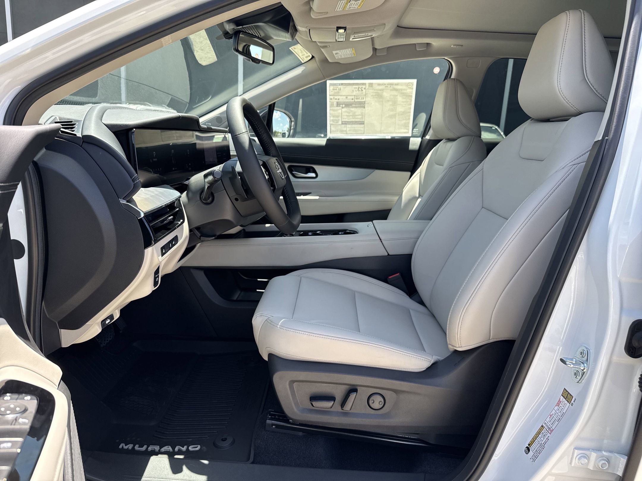 2025 Nissan Murano SL photo 4