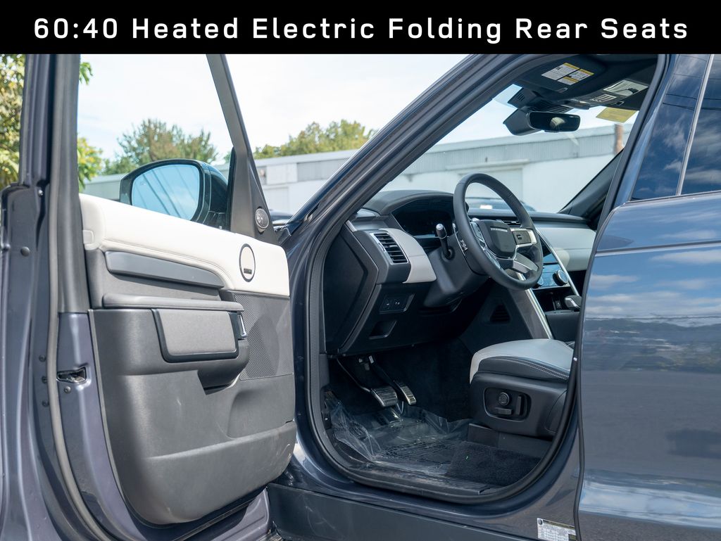 2024 Land Rover Discovery SE photo 10