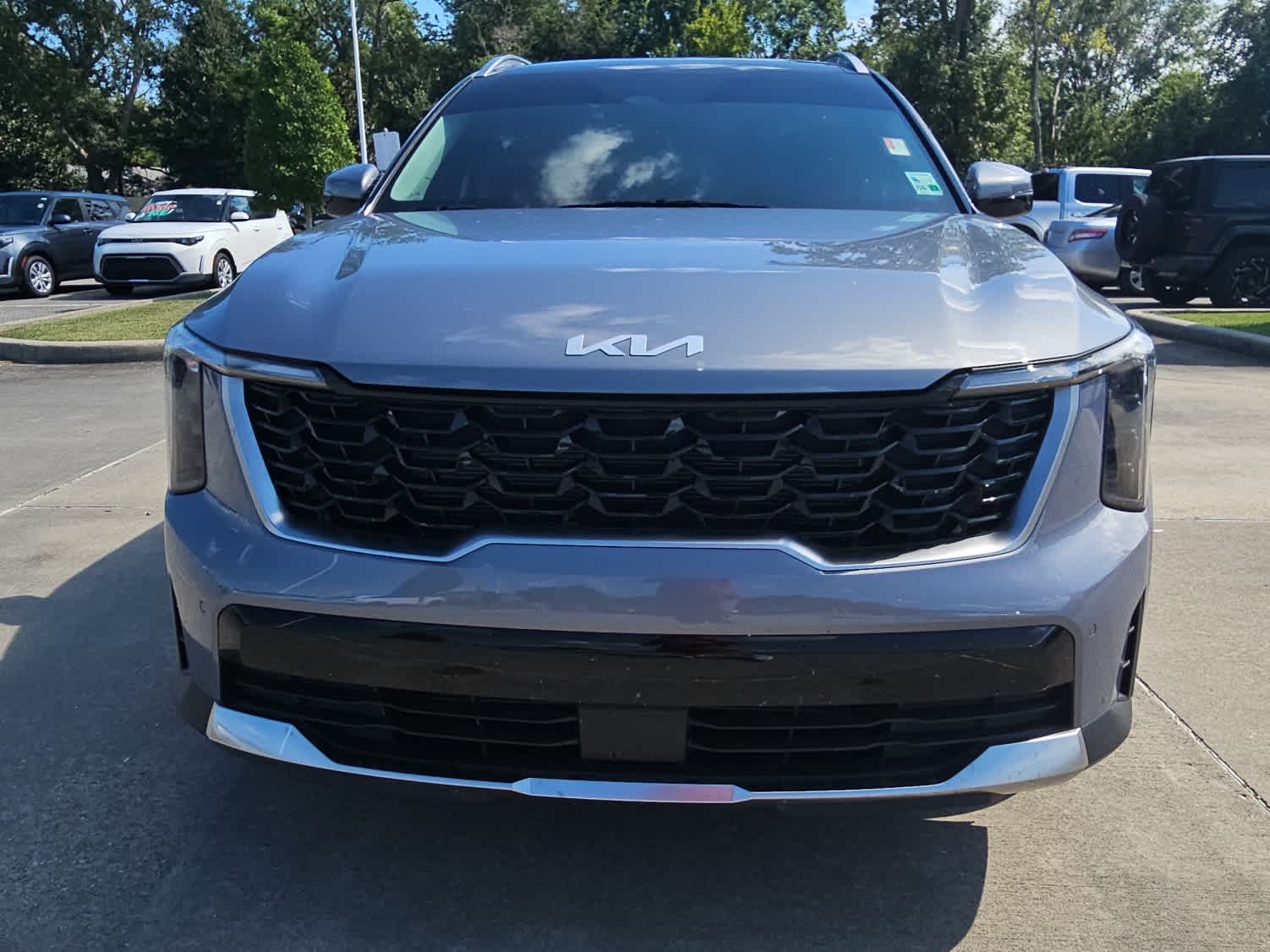 2025 Kia Sorento S photo 8