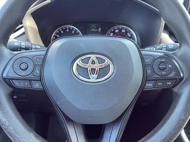 2019 Toyota RAV4 XLE photo 15