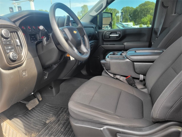 2022 Chevrolet Silverado Custom photo 17
