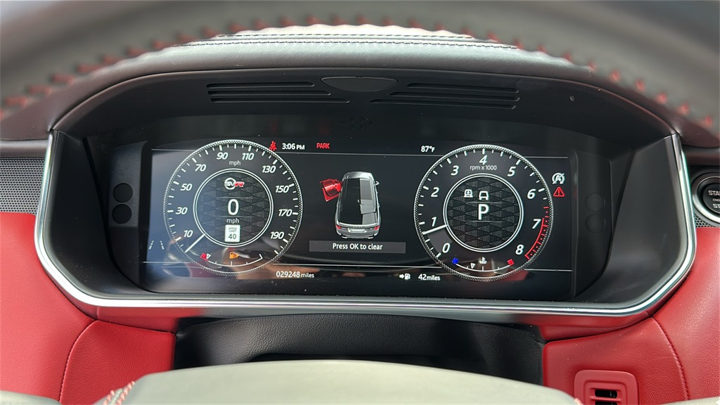 2022 Land Rover Range Rover Sport SVR photo 17