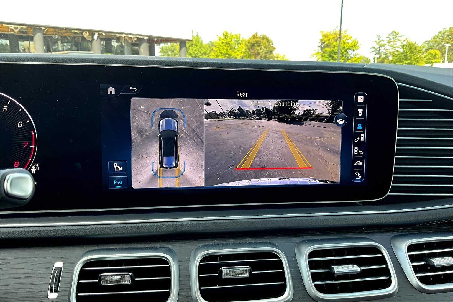 2024 Mercedes Benz GLS 450 4MATIC photo 23
