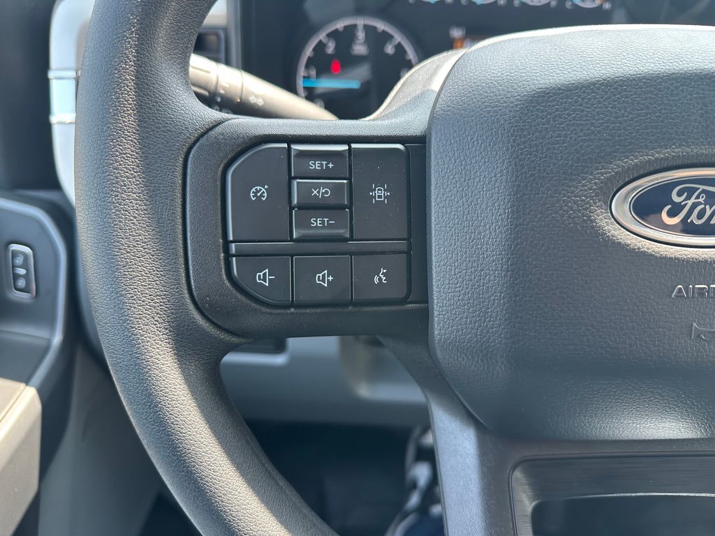2024 Ford F-450 XLT photo 22