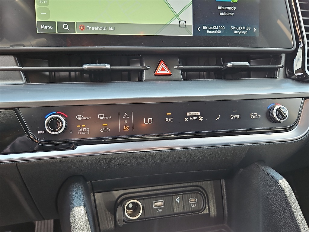 2025 Kia Sportage EX photo 18