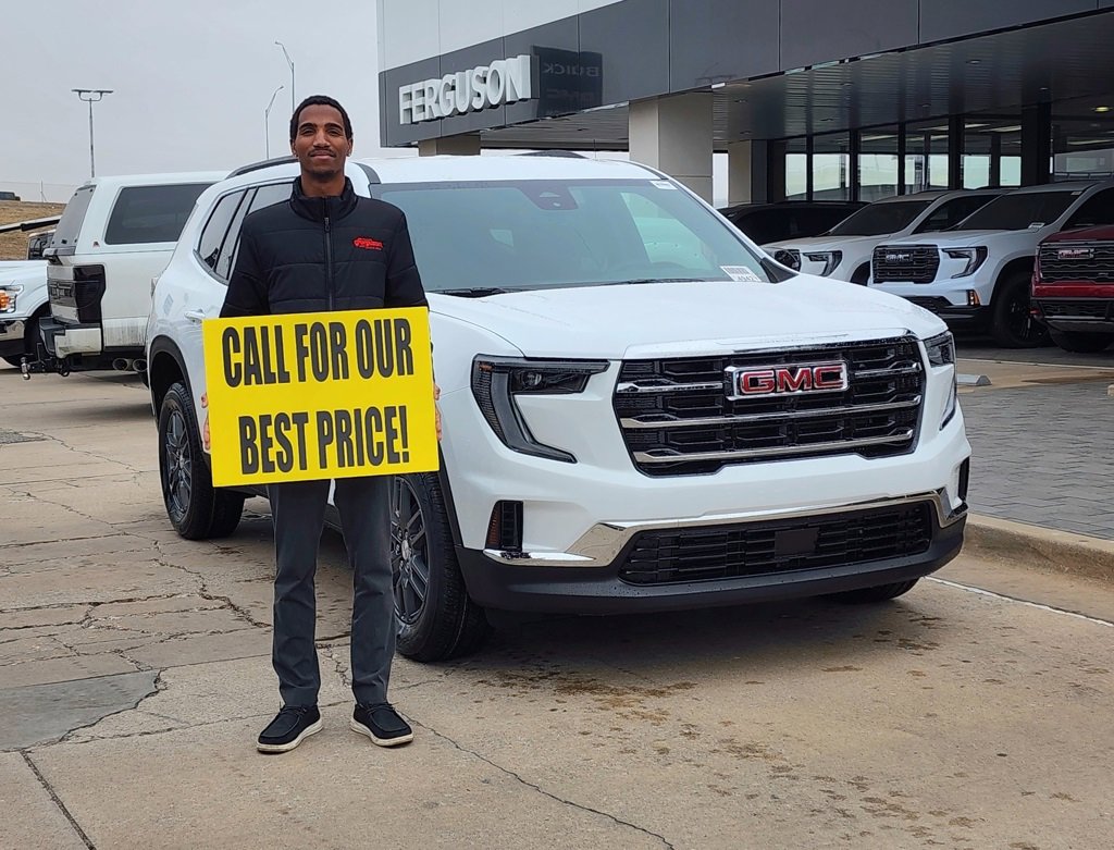 2026 GMC Acadia Elevation's photo