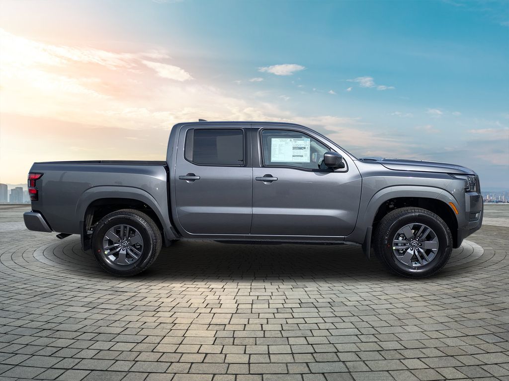 2025 Nissan Frontier Crew Cab SV photo 2