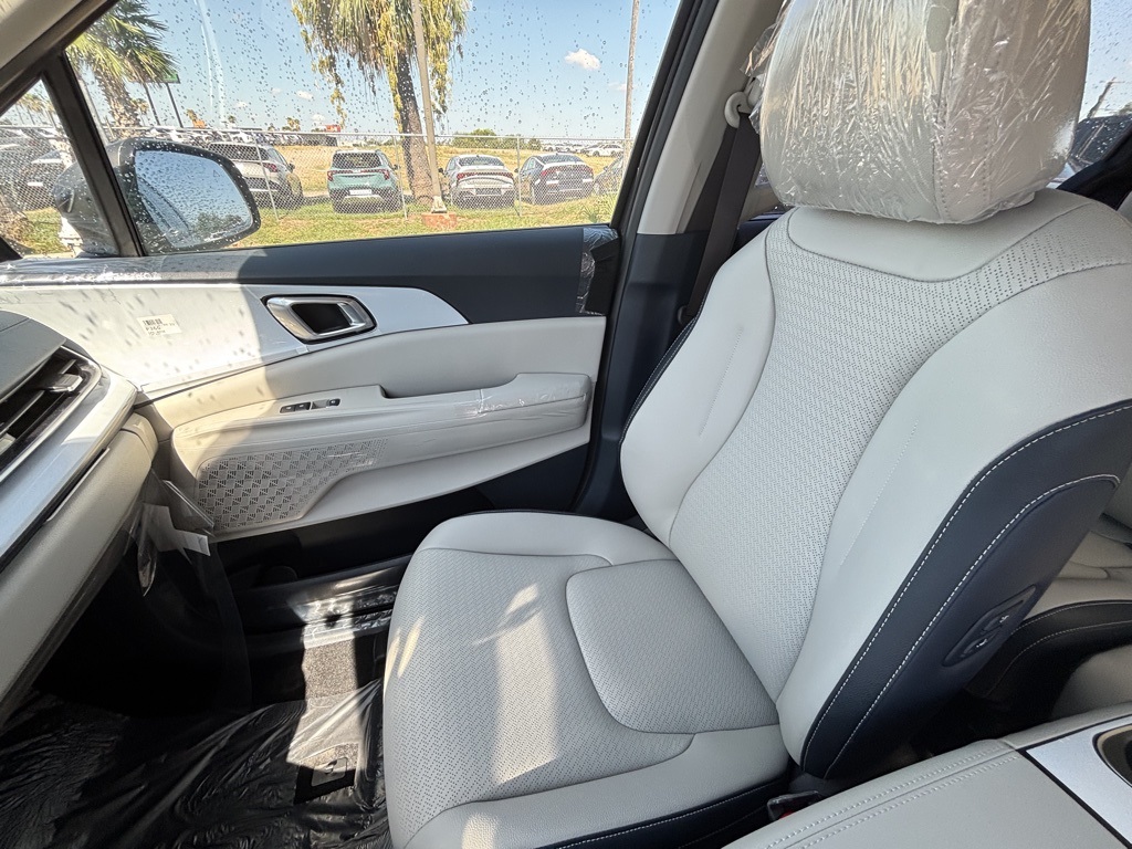 2026 Kia Carnival SX Prestige photo 15