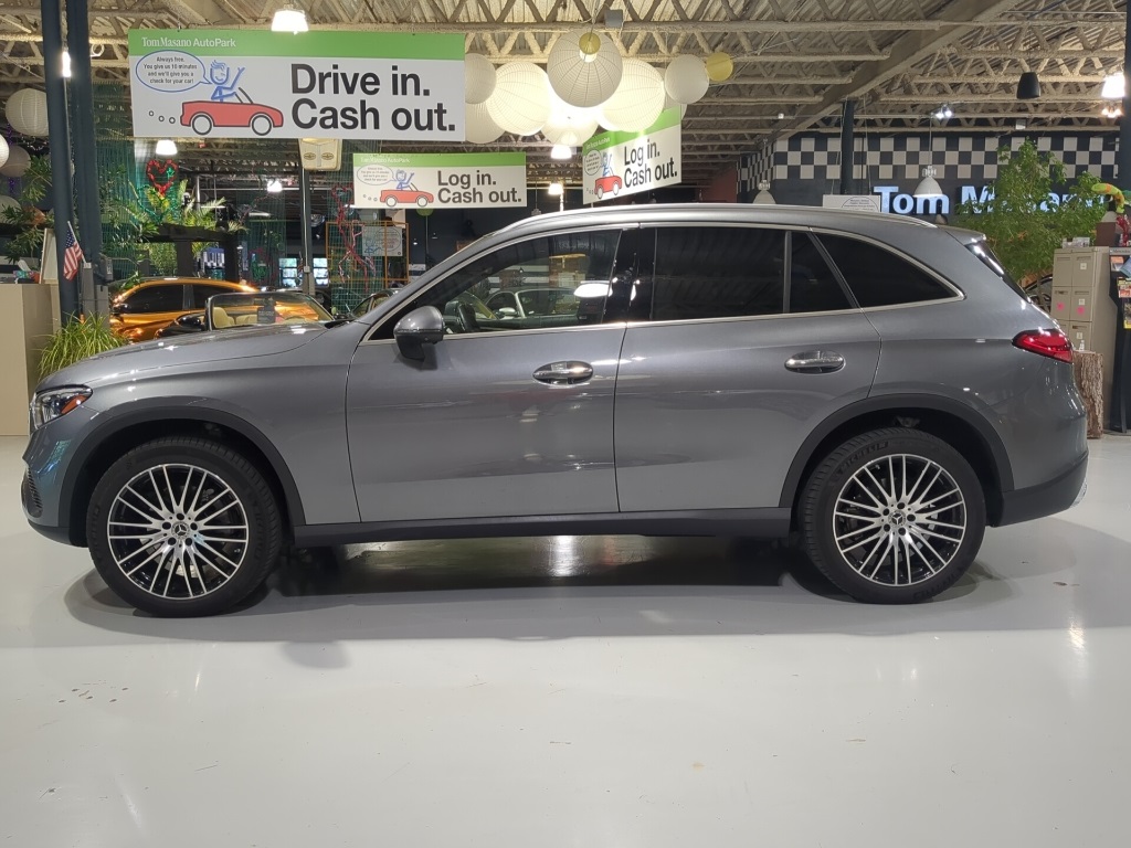 2023 Mercedes Benz GLC 300 4MATIC photo 8