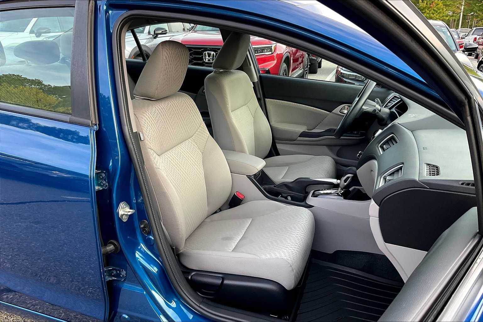 2015 Honda Civic LX photo 11