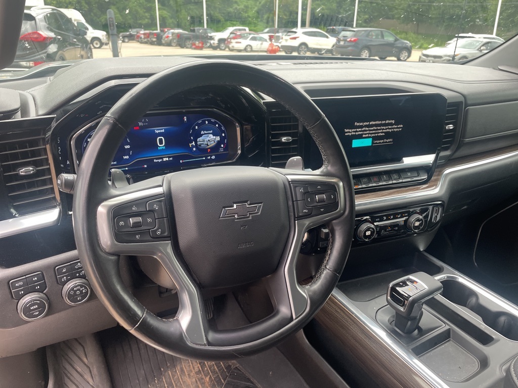 2023 Chevrolet Silverado 1500 RST photo 15