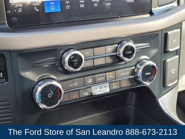 2025 Ford F-150 Lightning XLT photo 21