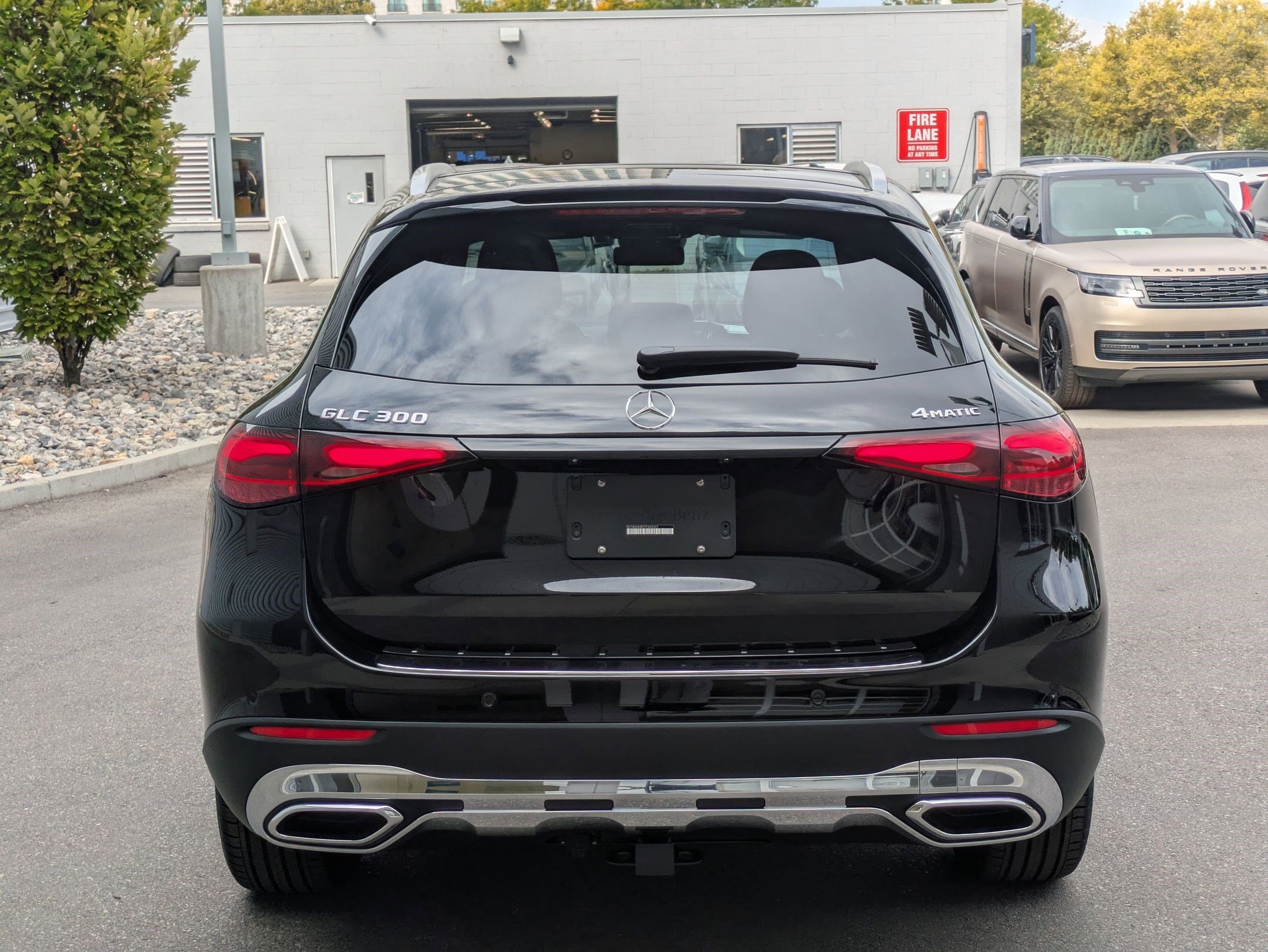 2026 Mercedes Benz GLC 300 4MATIC photo 4