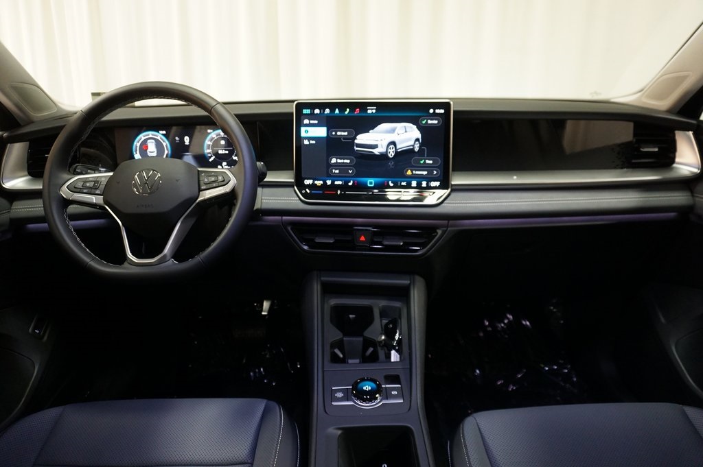 2025 Volkswagen Tiguan SE photo 13