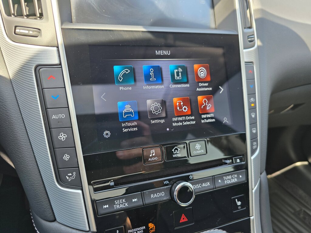 2024 Infiniti Q50 LUXE photo 25