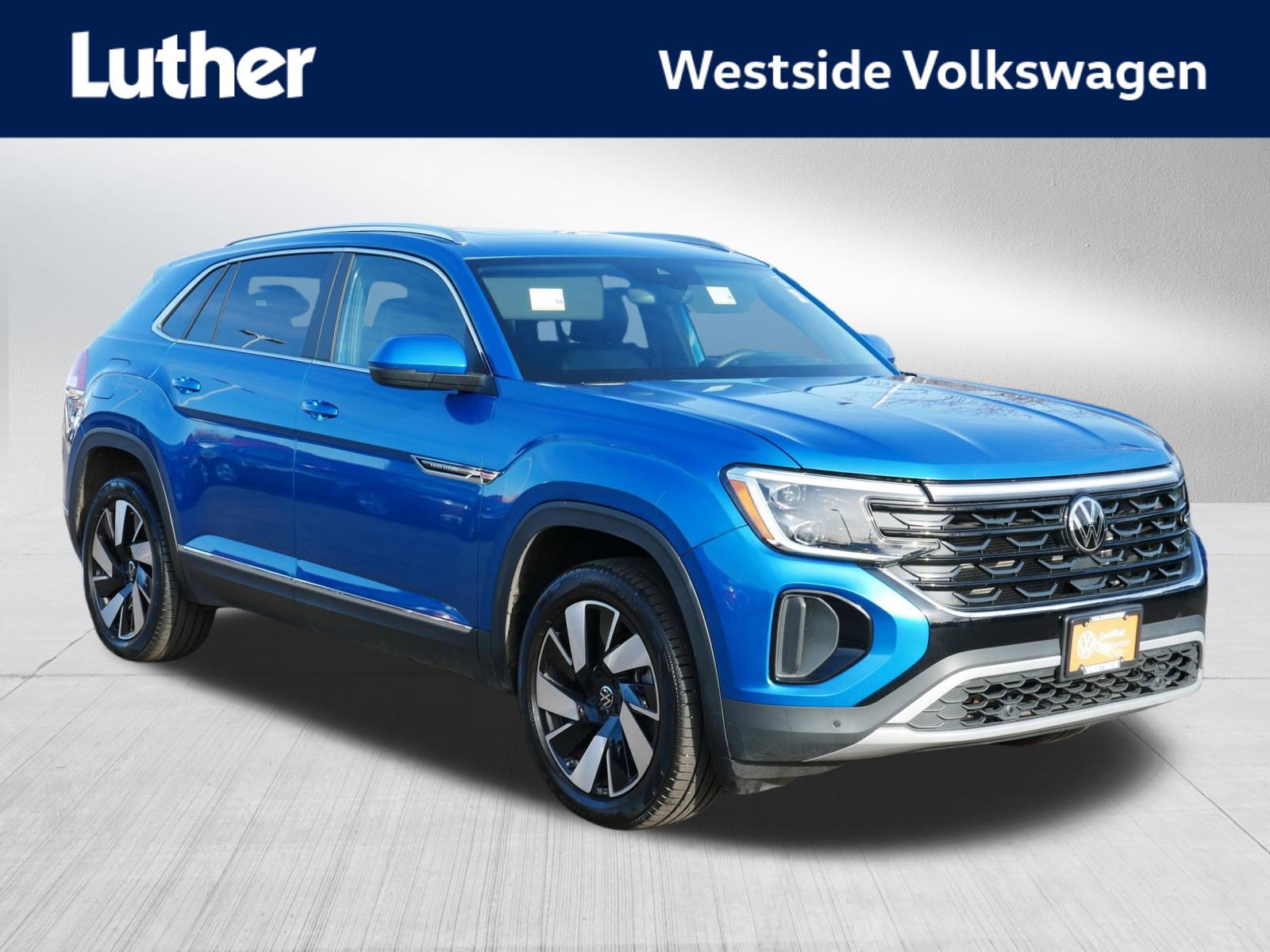 2024 Volkswagen Atlas Cross Sport SEL's photo