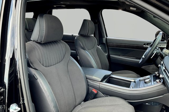Image of Certified Pre-Owned 2025 Hyundai Palisade Calligraphy Night Edition