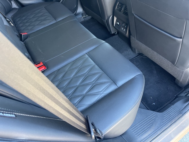 2024 Nissan Rogue Platinum photo 25