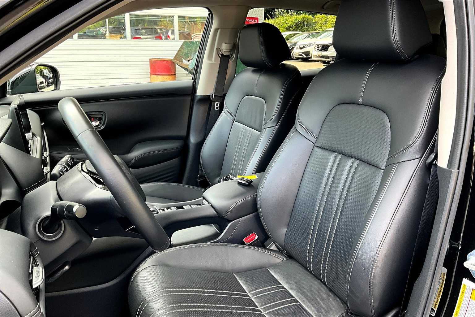 2023 Honda HR-V EX-L photo 14