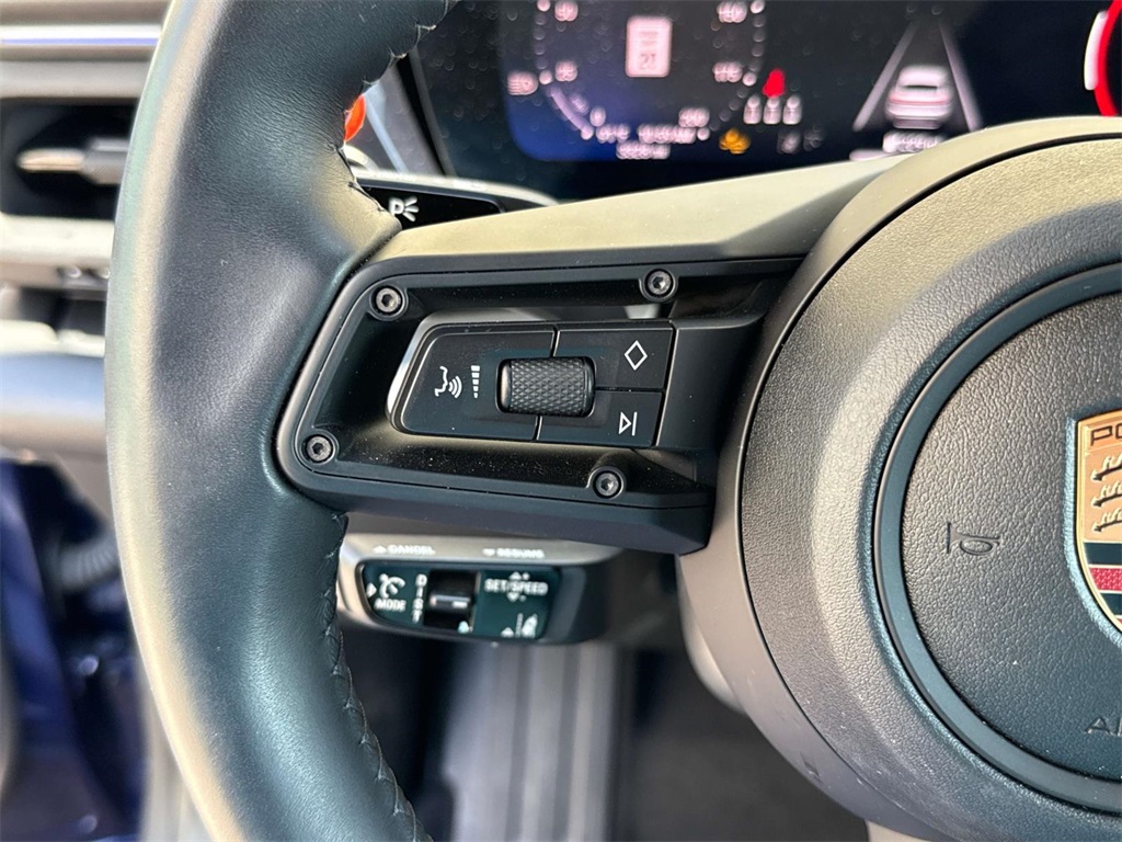 2024 Porsche Macan Electric 4 photo 26
