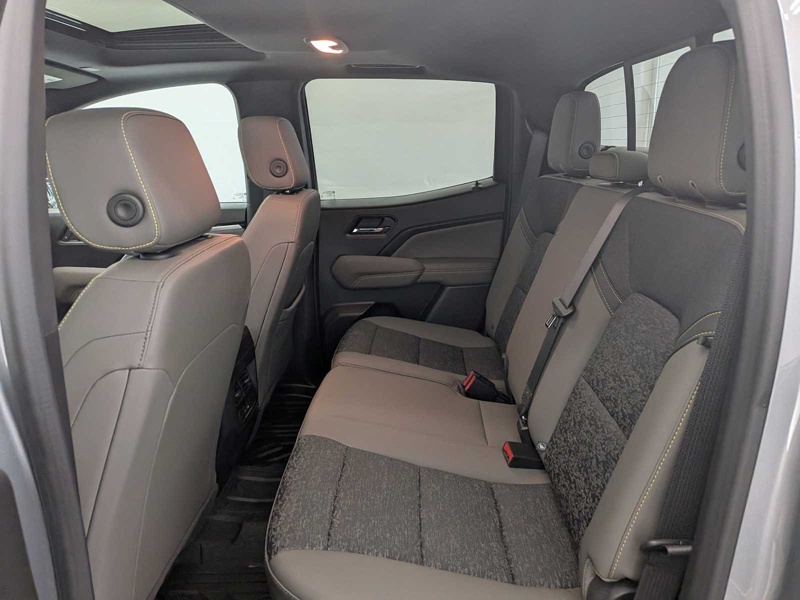 2024 Chevrolet Colorado ZR2 photo 16