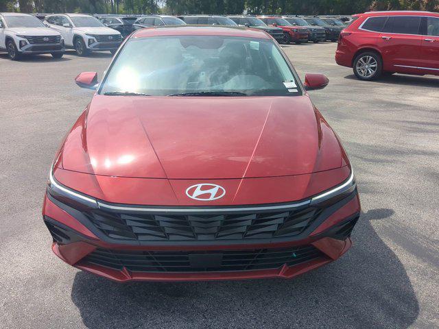 2025 Hyundai Elantra Hybrid Limited photo 8