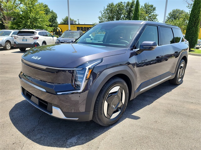 2026 Kia EV9 Light Long Range photo 7