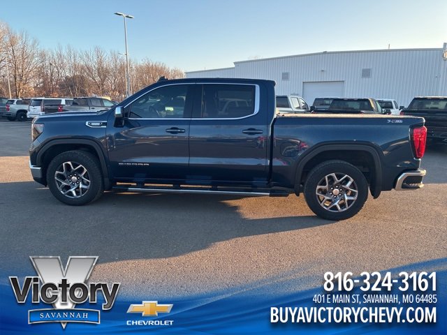 2022 GMC Sierra 1500 SLE's photo