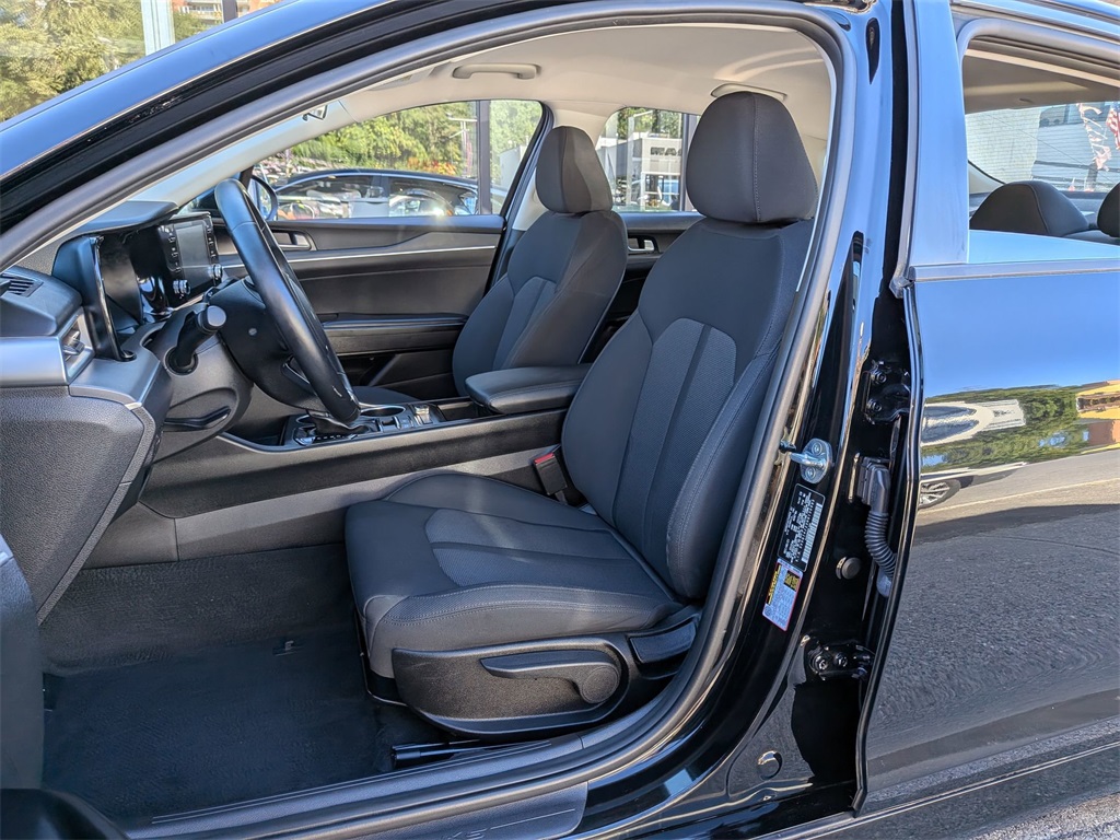 2022 Kia K5 LXS photo 19
