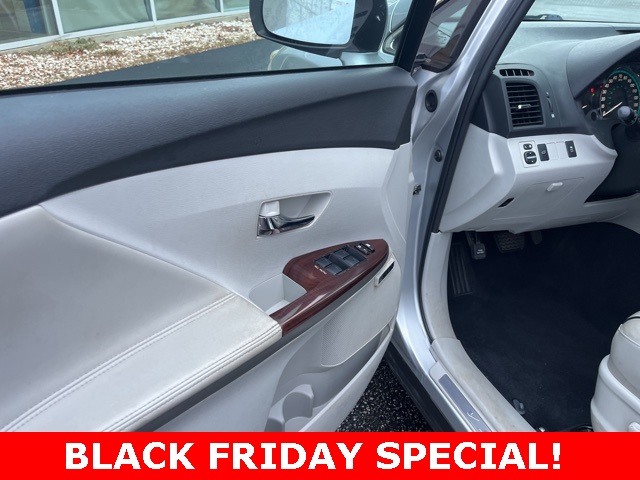 2009 Toyota Venza Base photo 3