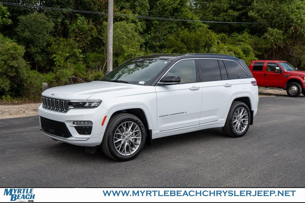 2025 Jeep Grand Cherokee Summit photo 2