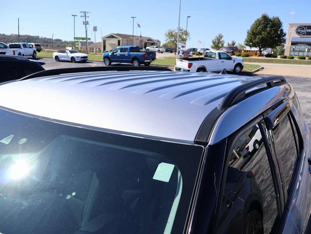 2022 Ford Explorer XLT photo 2