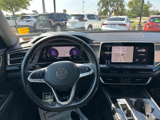 2024 Volkswagen Atlas SEL Premium R-Line photo 28